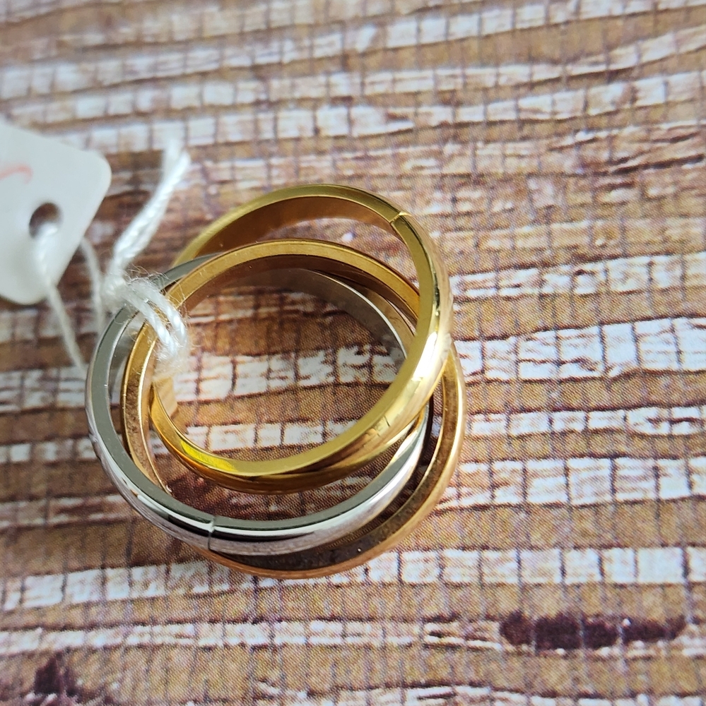 𝅺💜💛STAINLESS steel ring💛💜 - Picture 7 of 8